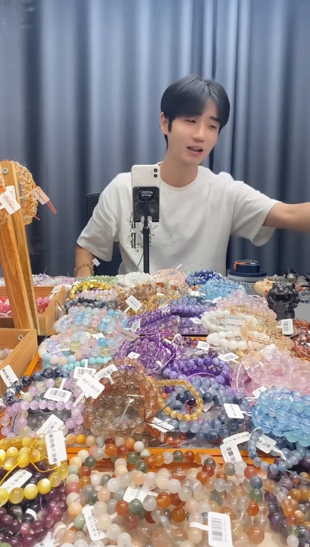 未镶嵌手链水晶是**哟水晶预存