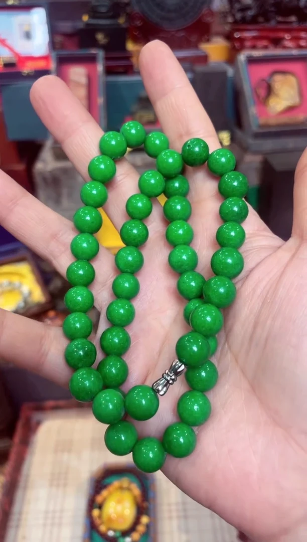 【闪购商品】翡翠颈饰未镶嵌