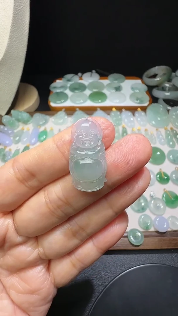 吊坠(不含链)未镶嵌翡翠站佛