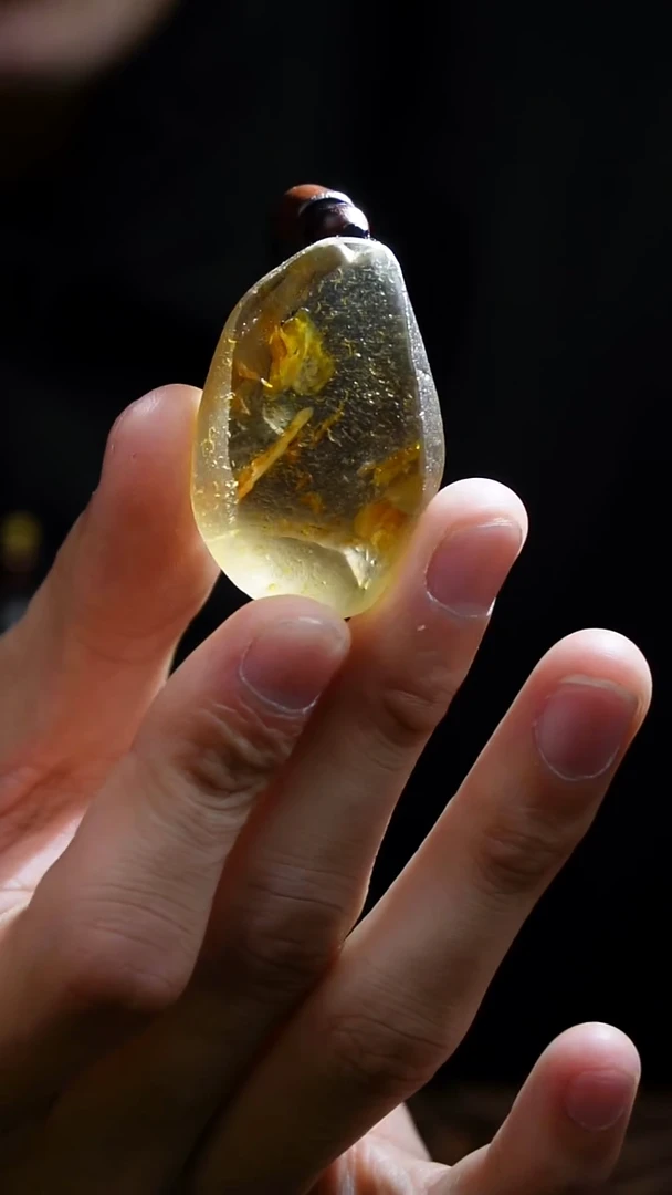 吊坠(赠链)未镶嵌水晶水晶