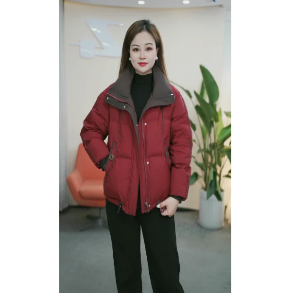 D340安可拉红羽绒服女2024秋冬新款加厚保暖时尚大码羽绒服-1