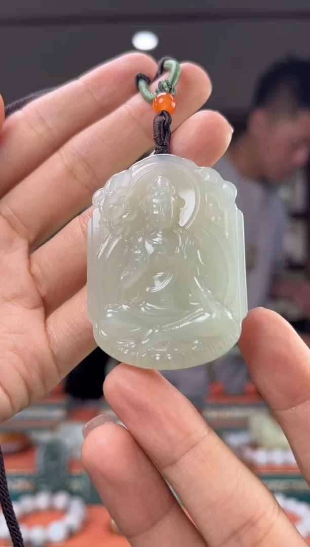 和田玉未镶嵌颈饰佩佩