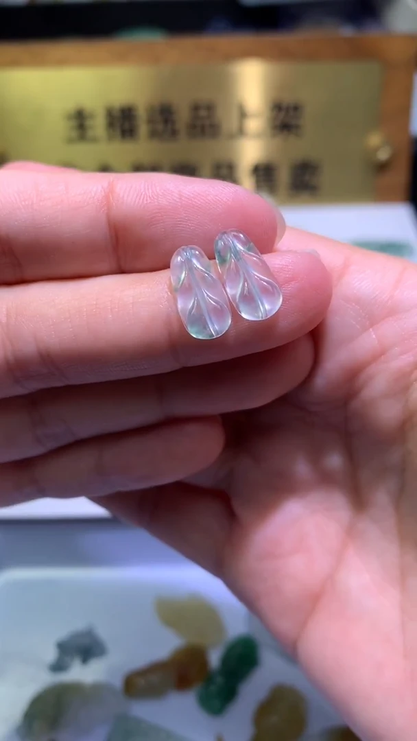 未镶嵌定制翡翠毛货