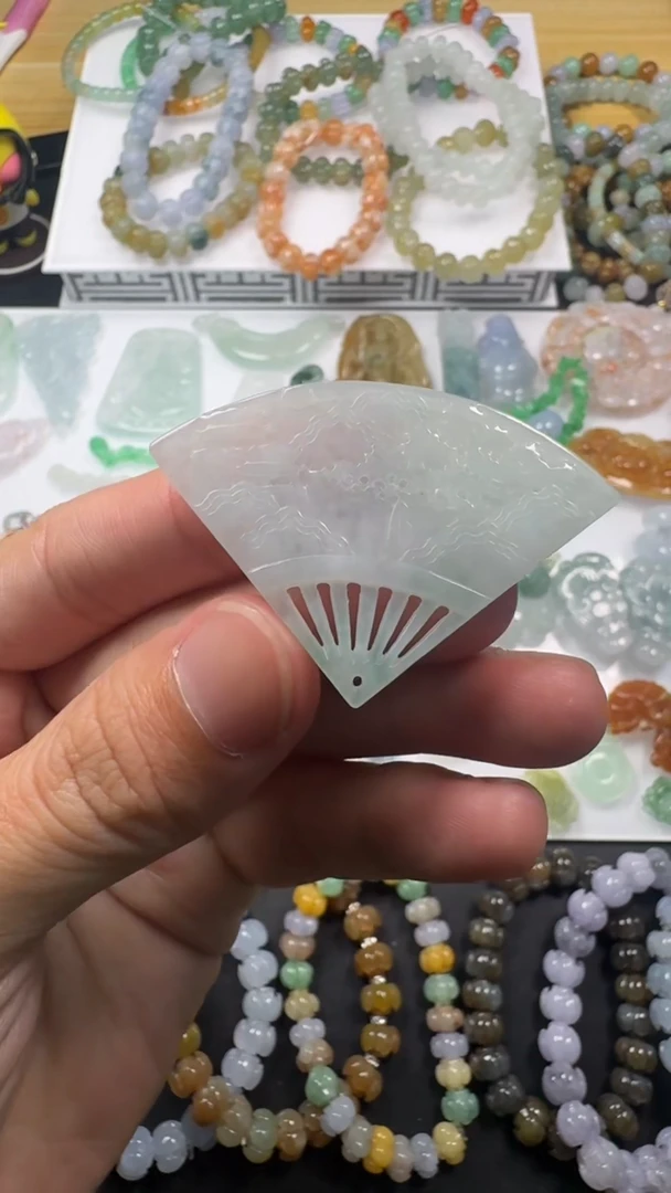 颈饰未镶嵌翡翠【闪购商品】 天然翡翠