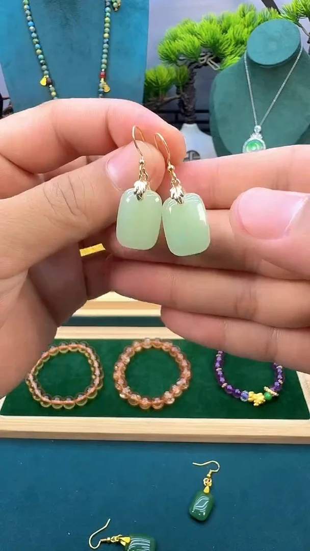 和田玉14K金镶嵌耳饰E227