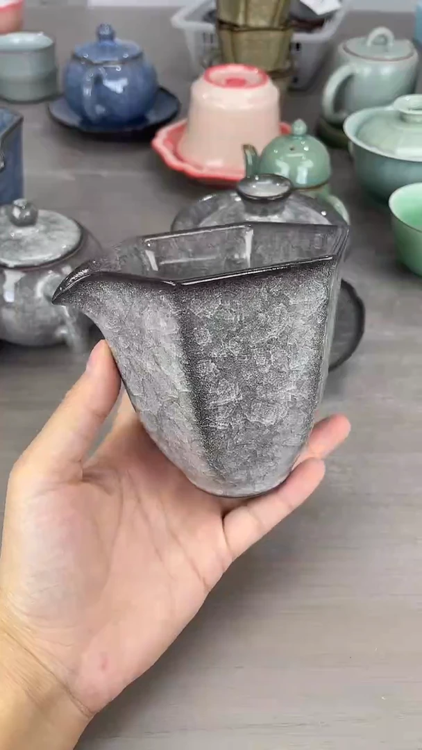 青瓷仓储福利清仓