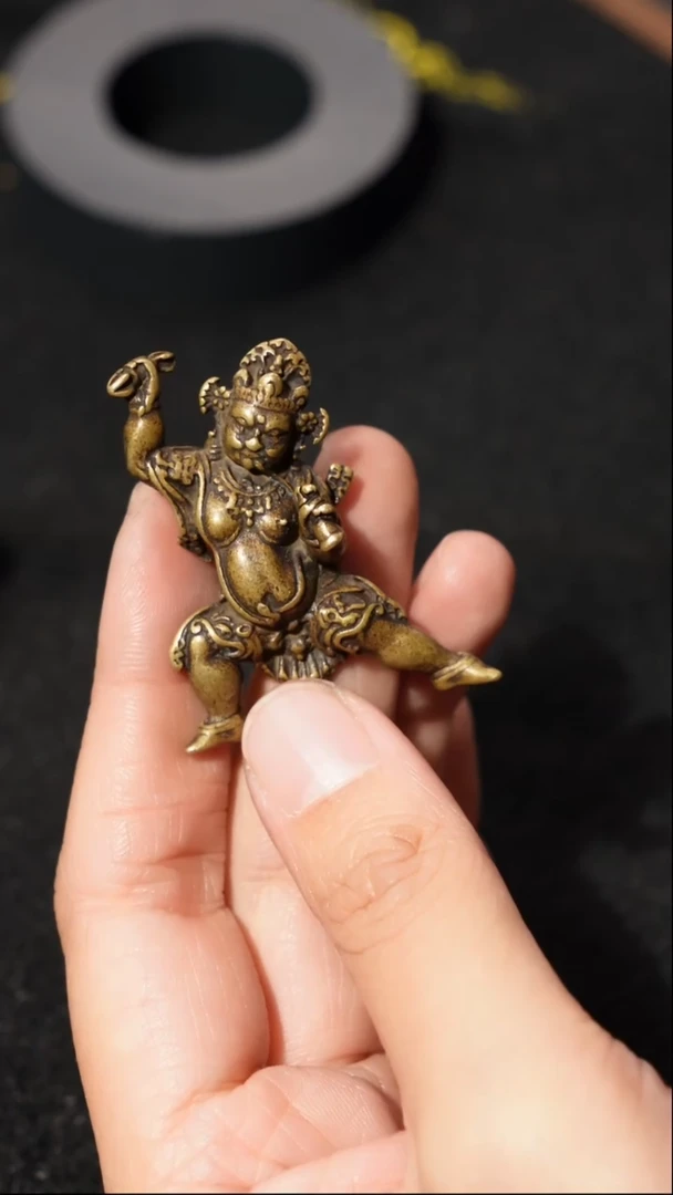 铜铁合金类黄利玛铜金刚手吊坠/挂饰