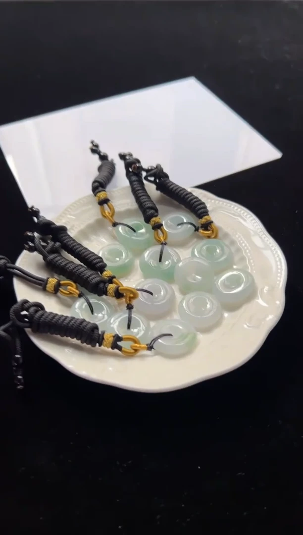 翡翠未镶嵌颈饰多样性发一件/配绳8