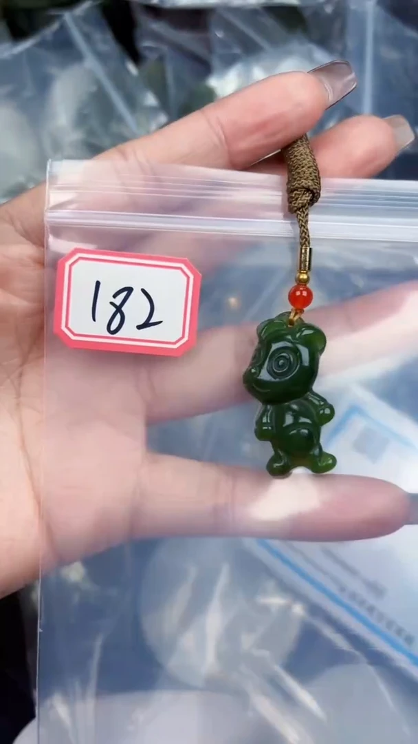 颈饰未镶嵌和田玉和田玉