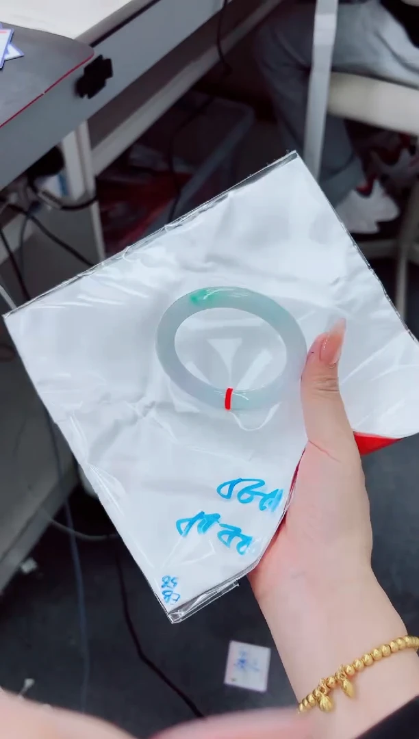 【闪购商品】翡翠手镯未镶嵌000000000000