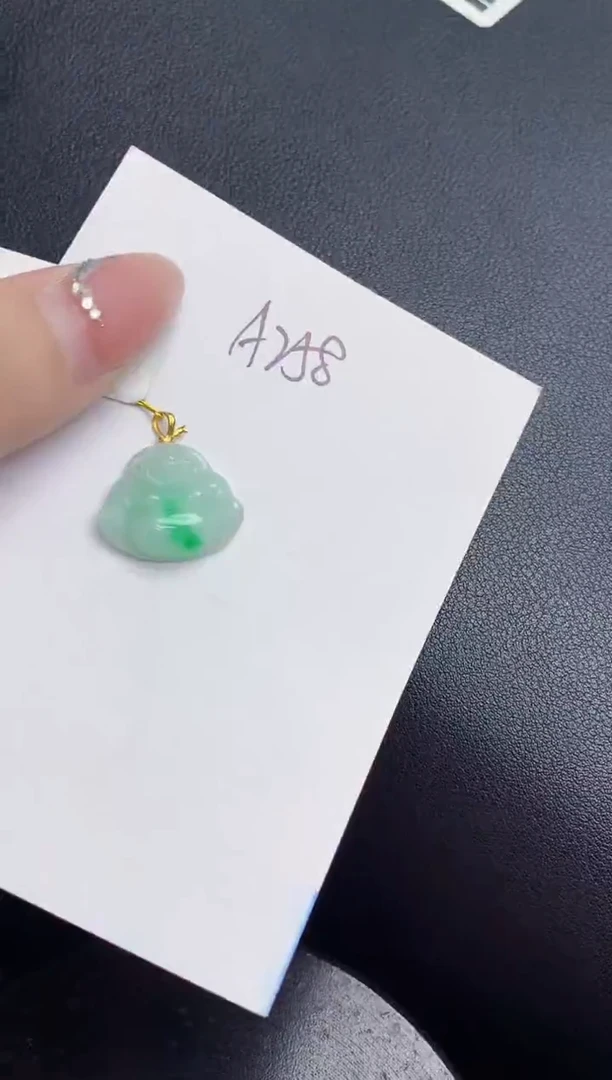 【闪购商品】翡翠颈饰18K金镶嵌000000000