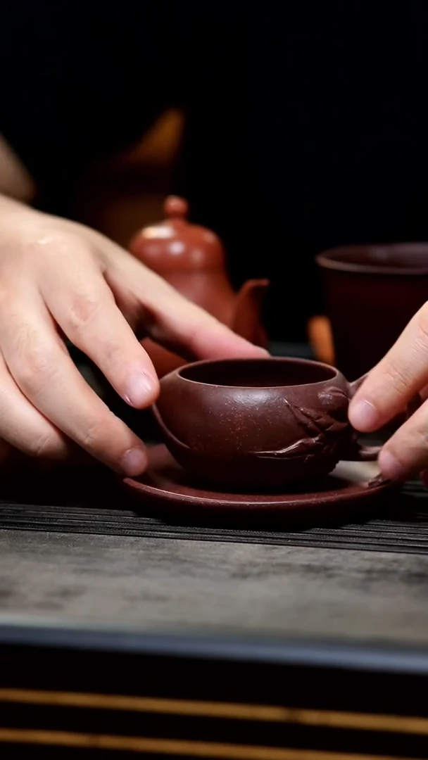 茶壶紫砂03-一号紫泥寿桃杯90cc+杯托