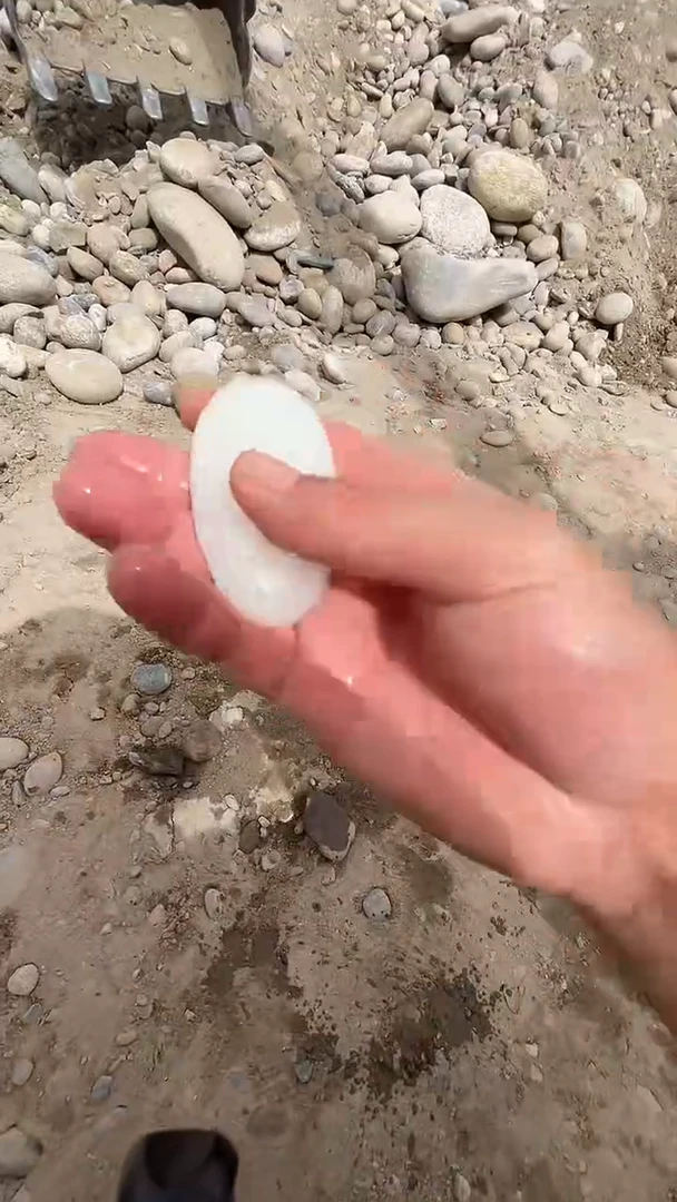 颈饰未镶嵌和田玉001