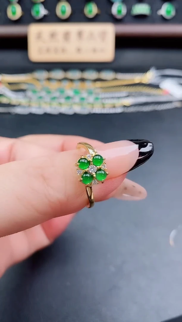 银S925镶嵌戒指翡翠1