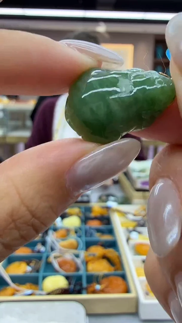 颈饰未镶嵌和田玉252秒拍号假一罚三