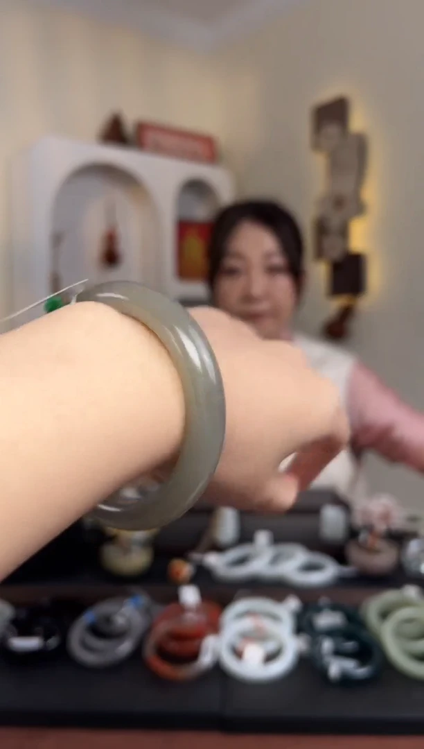 和田玉未镶嵌颈饰S5-53MM+ 11*8.5MM