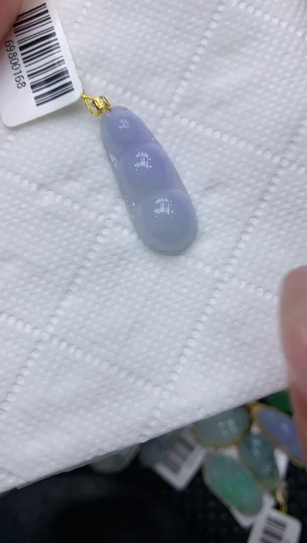 翡翠18K金镶嵌颈饰111111111