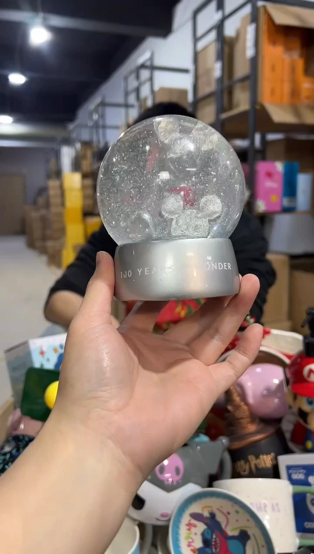 【闪购商品】杯原盒米奇100周年水晶球鼓泡北方勿拍