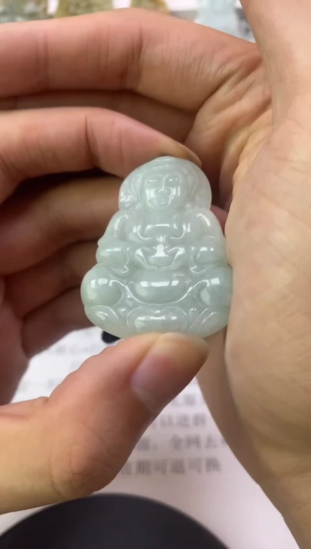 翡翠未镶嵌颈饰圆*天然翡翠