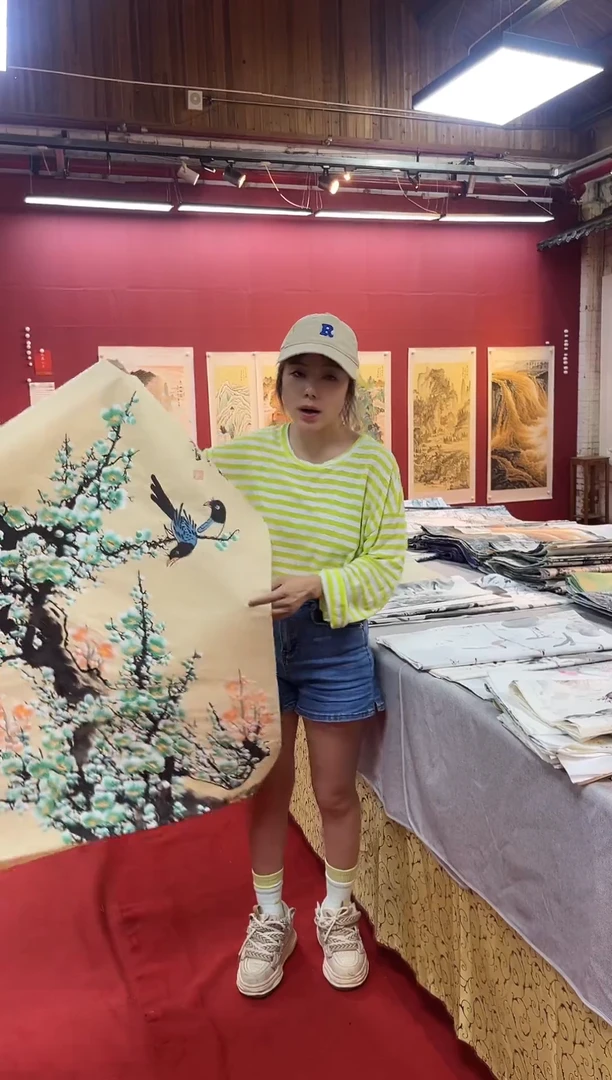 国画直播间小姐姐正可爱
