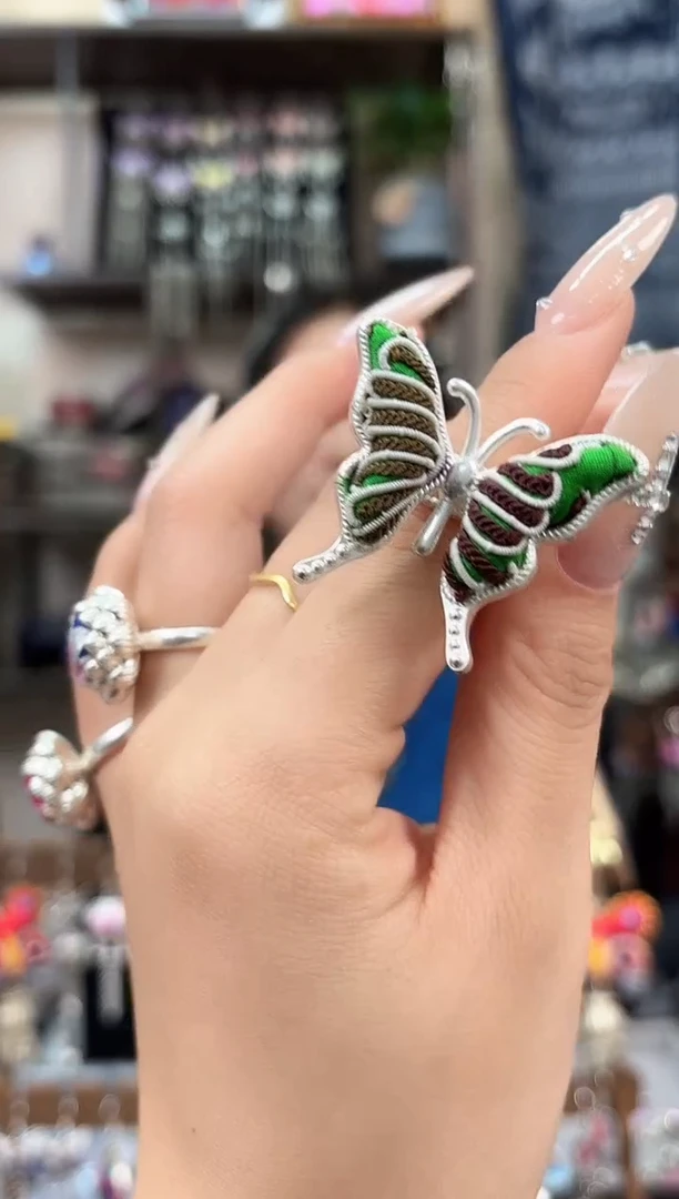 织绣民族风非遗老绣饰品428