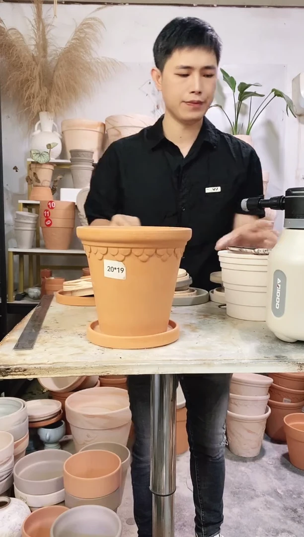 20*18红陶巴洛克 1盆1托