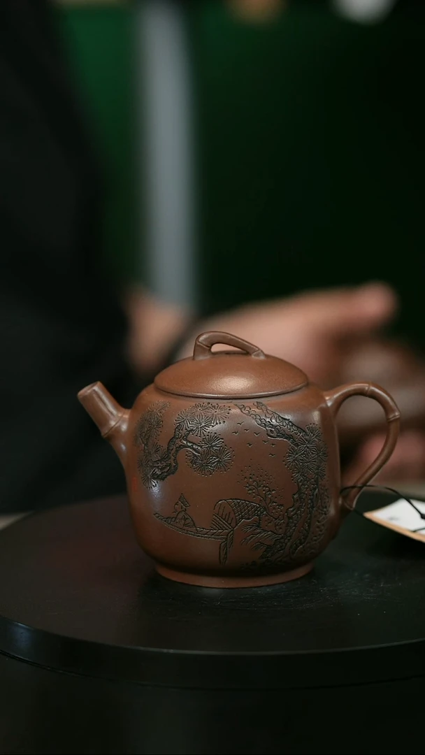 茶壶紫砂z****aH1500赵信军刻绘竹瓜