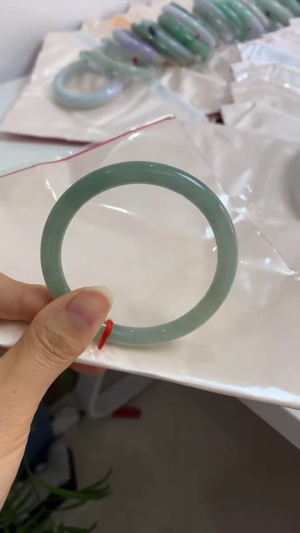 未镶嵌手镯翡翠59.4圆条