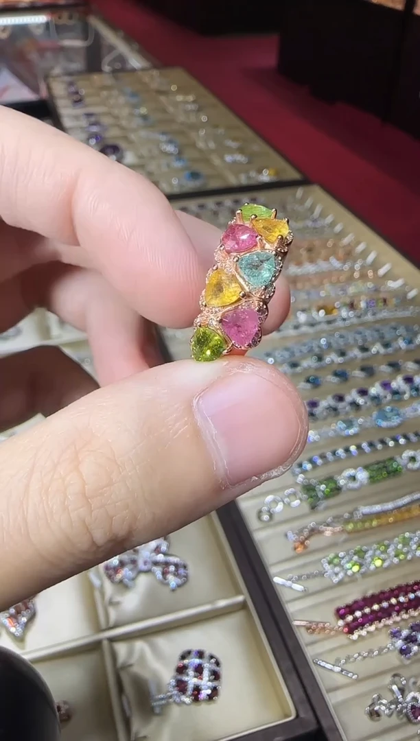 银S925镶嵌戒指碧玺排戒高级款