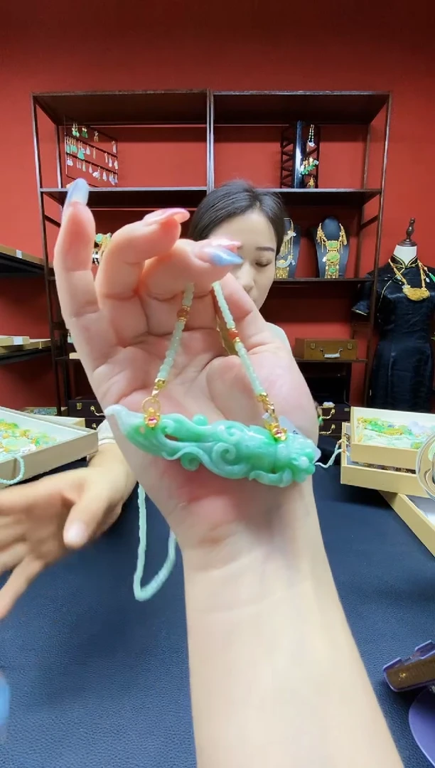 颈饰未镶嵌翡翠翡翠吊坠