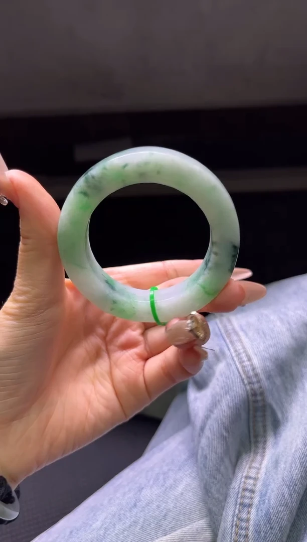 未镶嵌手镯定制翡翠50-58绿底飘花「定制不退不换」