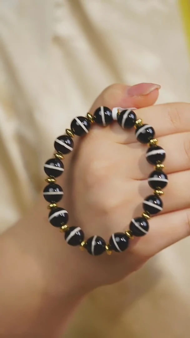 【闪购商品】玛瑙/玉髓手串未镶嵌多样性发其一