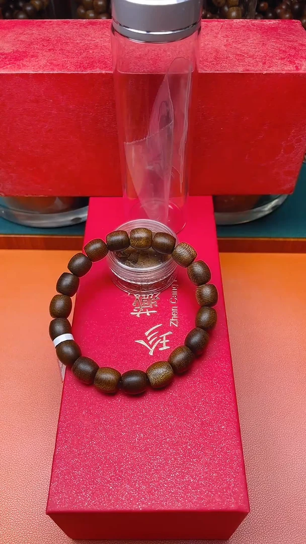 【闪购商品】沉香手串莺歌绿奇楠沉水B1089650