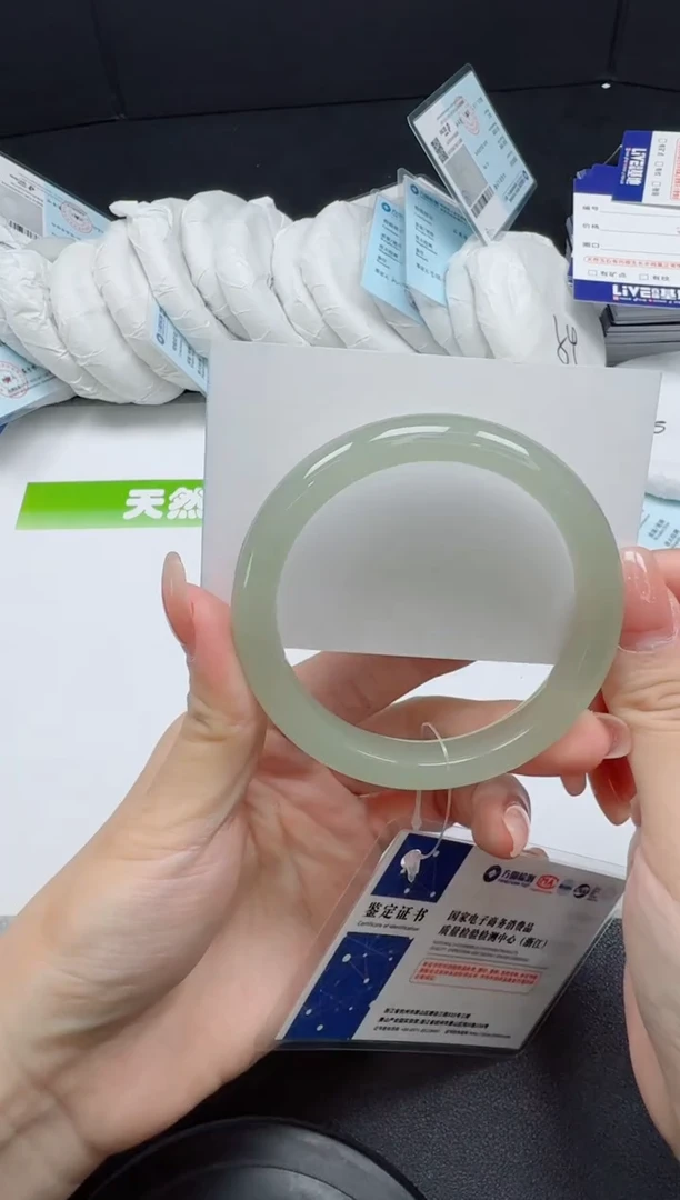 未镶嵌手镯石英质玉015-56