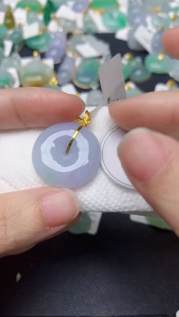 颈饰18K金镶嵌翡翠天然缅甸A货翡翠