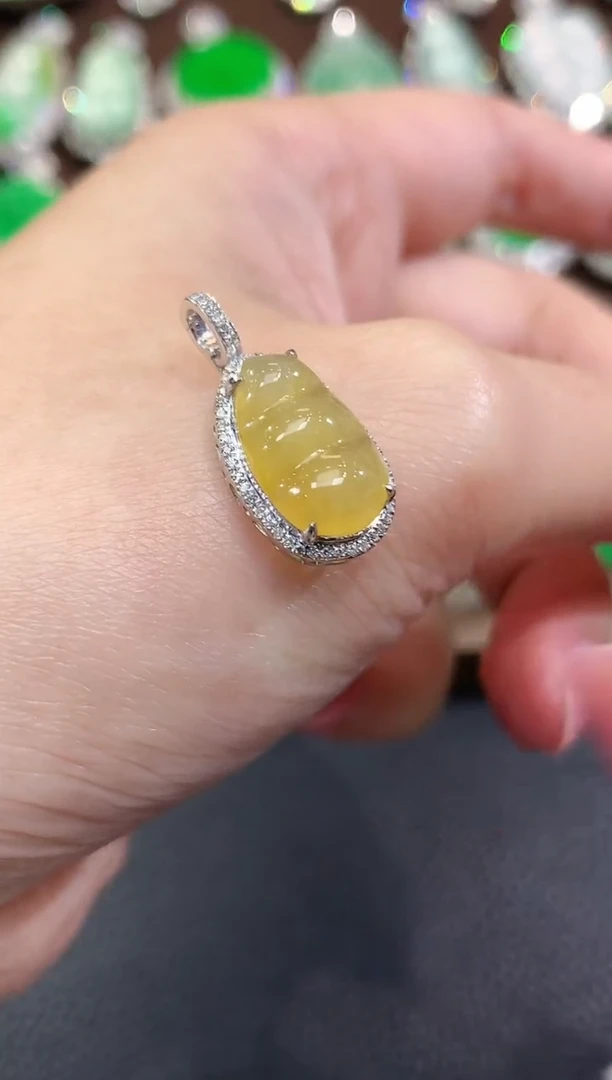 吊坠(不含链)18K金镶嵌翡翠D6