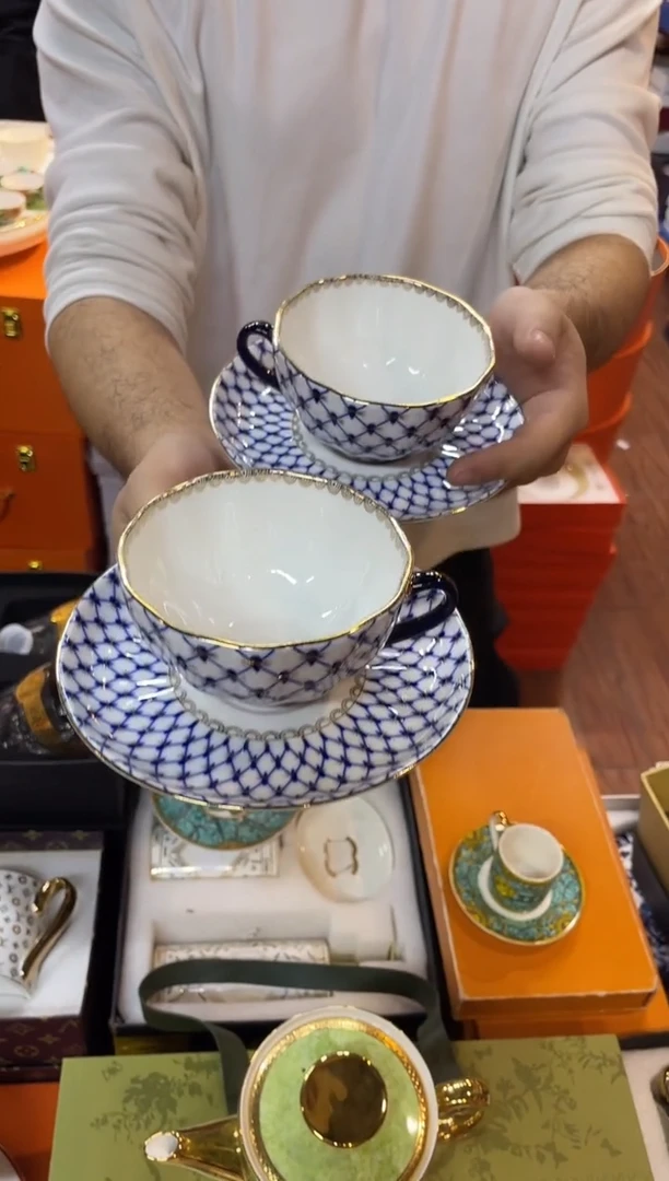 杯鸿辉家品牌瓷器，京东包邮！