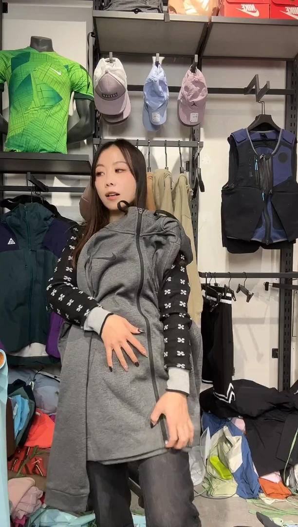 1592编码 瑕疵款直播间过款为准 尺码  185