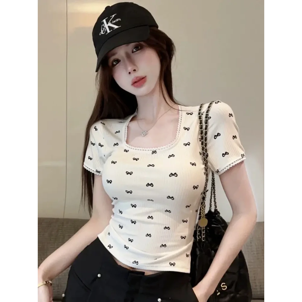 蕾丝边甜美气质方领上衣女温柔风夏季蝴蝶结印花修身正肩短袖t恤