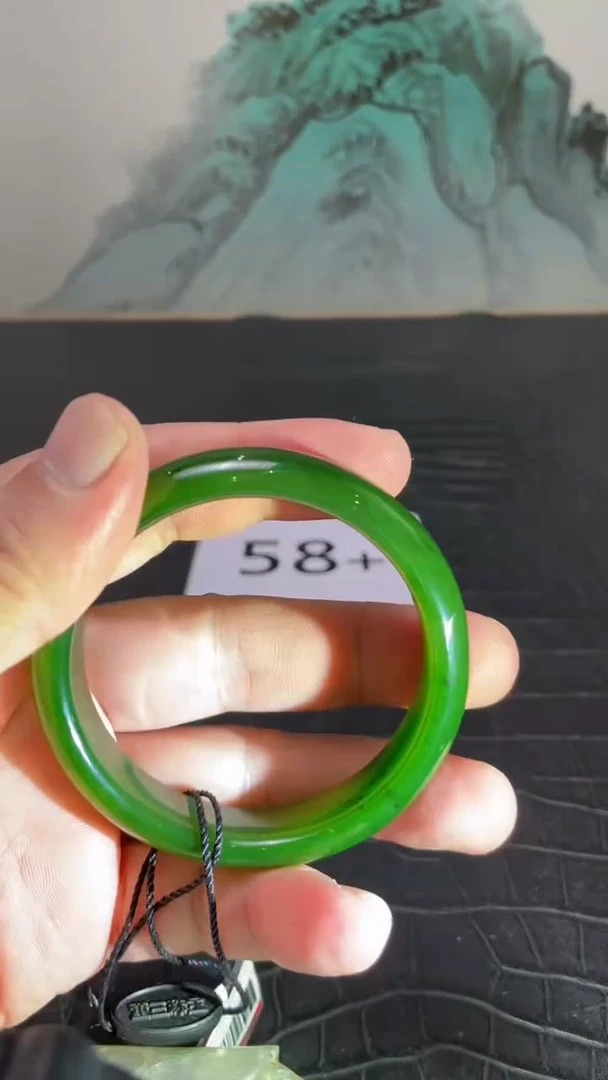未镶嵌手镯和田玉（碧玉）你****?58+