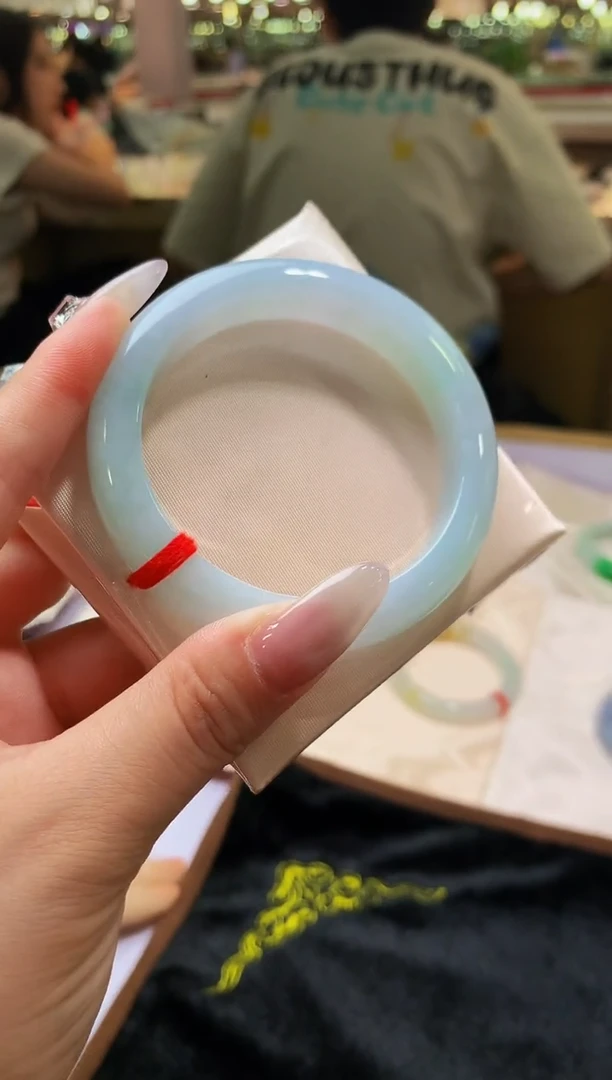 翡翠手镯未镶嵌天然翡翠手镯 55 冰晴