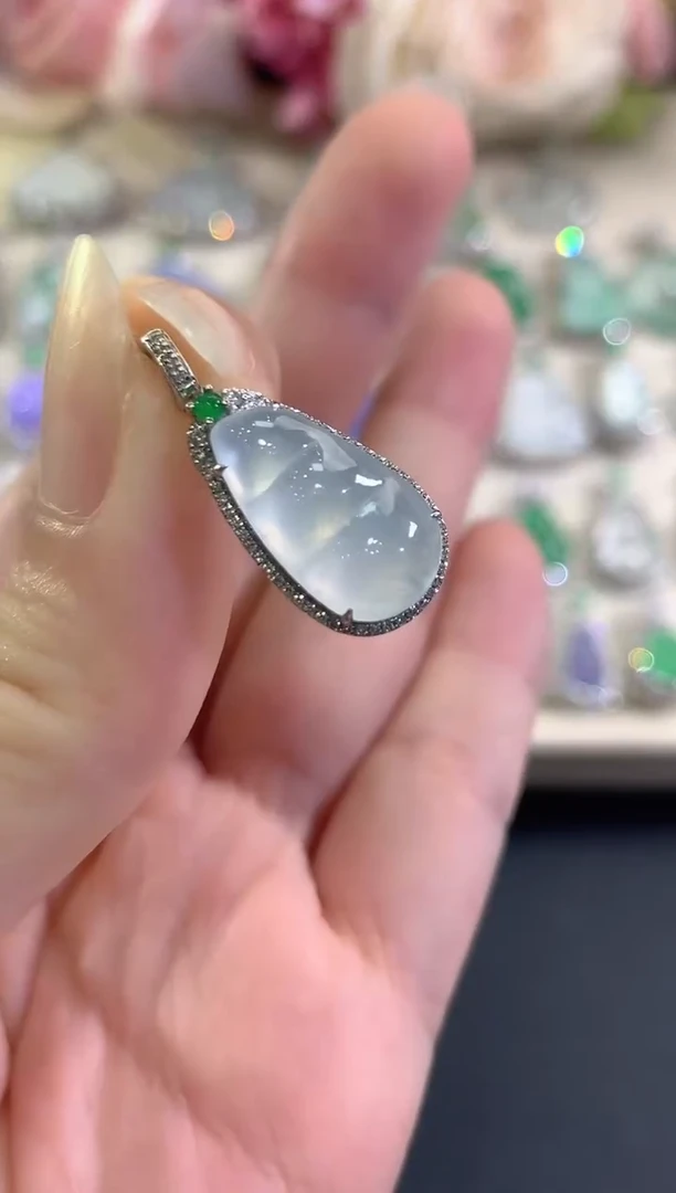 吊坠(不含链)18K金镶嵌翡翠b13   多样性一件发