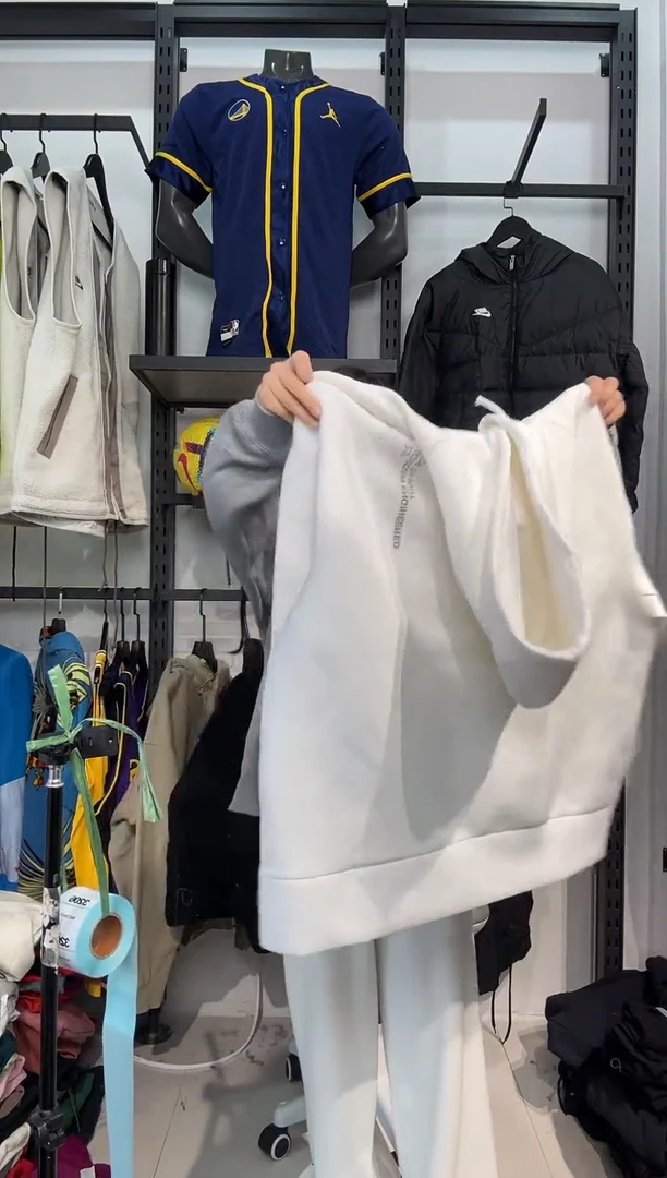 3202  编码  瑕疵直播间过款为准 尺码 2XL  身高