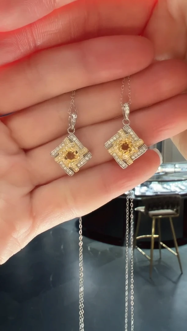 【闪购商品】水晶吊坠(赠链)银S925镶嵌65】多样性发其一