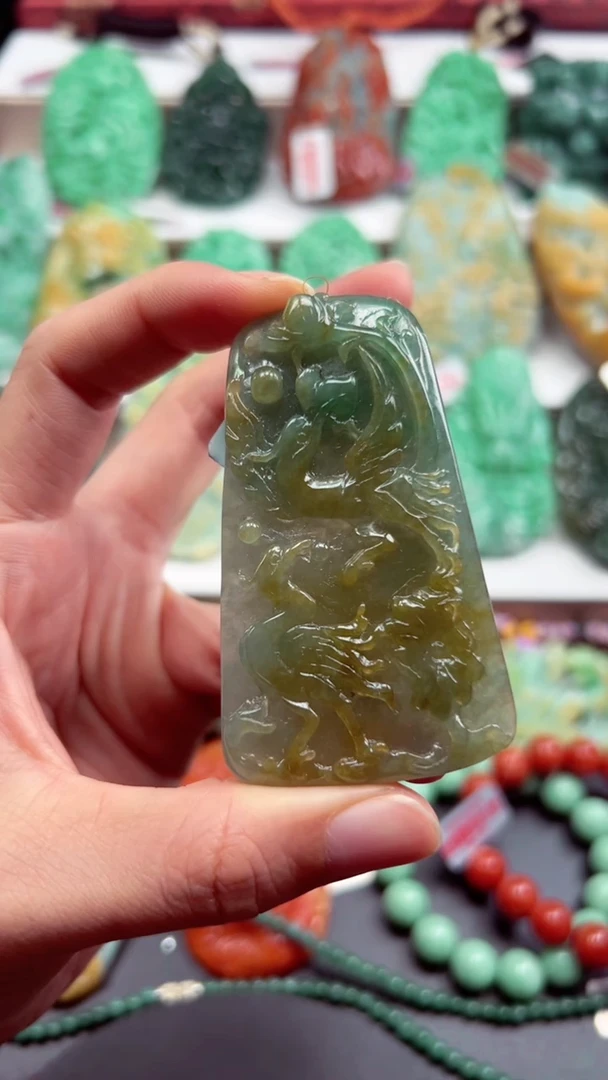 吊坠(不含链)未镶嵌翡翠天然翡翠