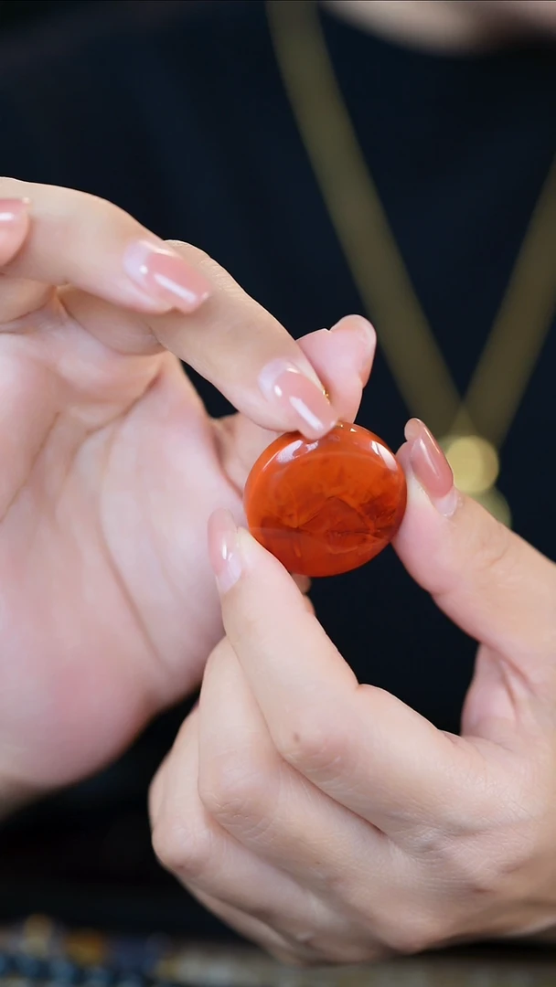 南红玛瑙18K金镶嵌颈饰火焰纹原矿圆牌