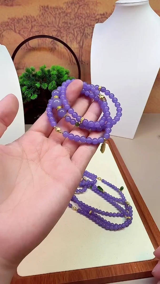 颈饰14K金镶嵌翡翠A659