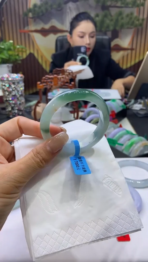 未镶嵌手镯翡翠00007834