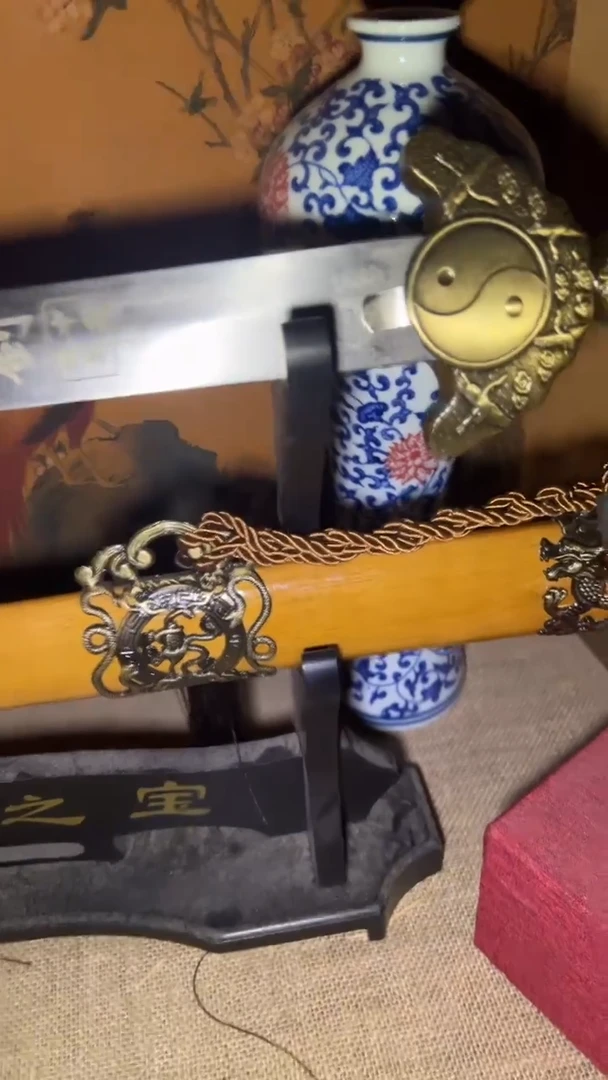 金属高端创意福利摆件