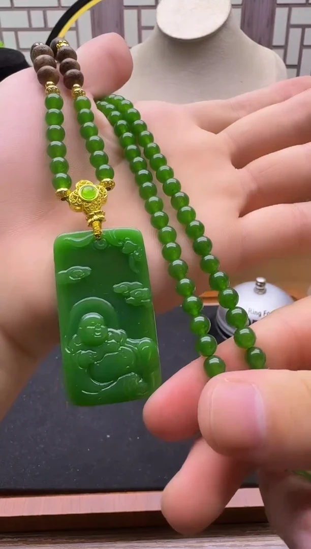 颈饰14K金镶嵌和田玉L31